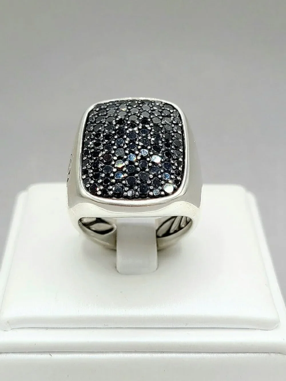 David Yurman Rectangular Pave Signet Ring w/ Pavé Black Diamonds - 25mm - Size 9